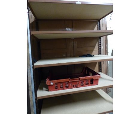 An industrial shelf unit (H199 x W123 x D62cm)