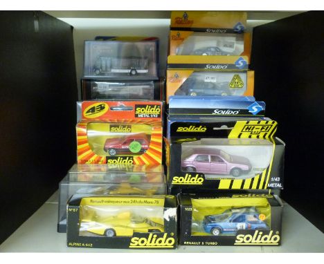 Thirty-four Solido, Exclusive First Editions (EFE), Corgi Original Omnibus Company (OOC) and similar diecast model vehicles, 