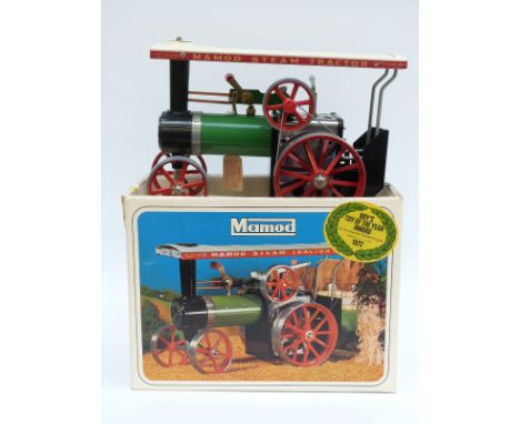 Mamod TE1A live steam traction engine, in original box