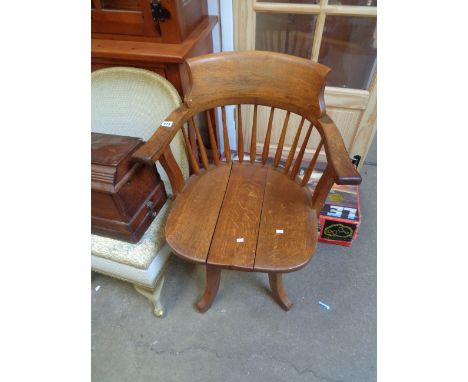 Oak 1930s office chair with stick back