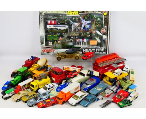 Corgi - FAL - Tri-ang - Matchbox - Others - An assortment of over unboxed diecast vehicles in varying scales to include City 