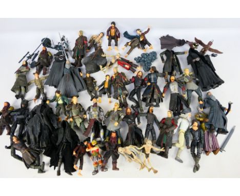 Marvel - An assortment of approximately 40 loose Lord of the Rings figures and accessories to include Gandalf, Gollum, Bilbo 