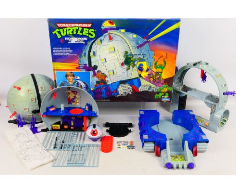 Playmates - Bandai - Teenage Mutant Ninja Turtles - A boxed #5684 TMNT 'Technodrome' Double Decker Mobile Fortress from Banda