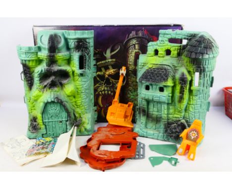 Mattel Masters of the Universe Castle Grey Skull - A boxed Castle Grey Skull No: 3991. Not checked for completeness. Showing 