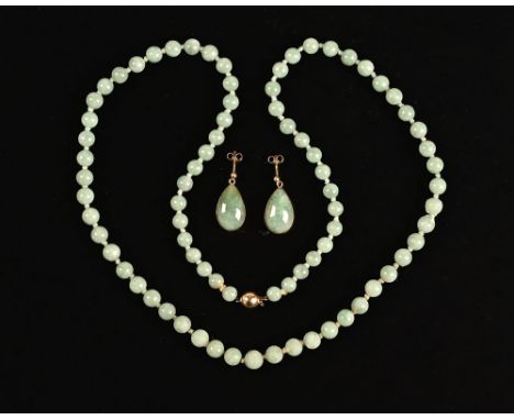 A jade type necklace with 9 ct gold clasp and a similar pair of earrings.