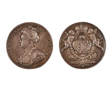A British Commemorative Medallion, silver 34 mm, Union of England and Scotland, Queen Anne 1707 by J Croker (see illustration