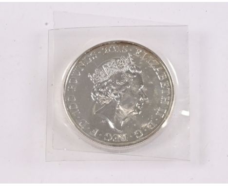A Royal Mint United Kingdom 2015 Buckingham Palace £100 fine silver coin.