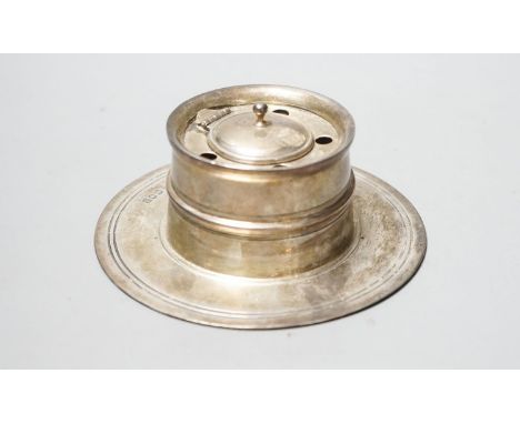 A late Victorian silver circular inkwell, John Grinsell &amp; Sons, London, 1896, diameter 13.3cm, gross weight 11oz.