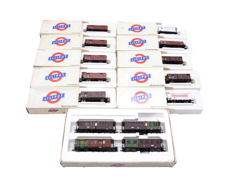 Liliput HO gauge model railway freight cars and passenger coaches, eleven including ref. 811 2 Mainz 4-car set; ref. 214 02 (