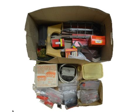 Hornby OO gauge model railway trackside buildings and accessories, with 1/4 scale planning symbols, Gaugemaster model Q contr