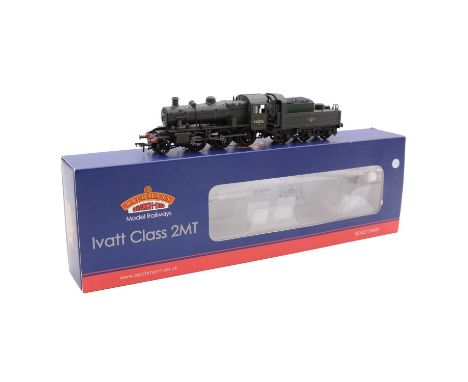 Bachmann OO gauge model railway steam locomotive and tender, ref. 32-828A BR 2-6-0 Ivatt class 2MT no. 46526, weathered, 8 DC