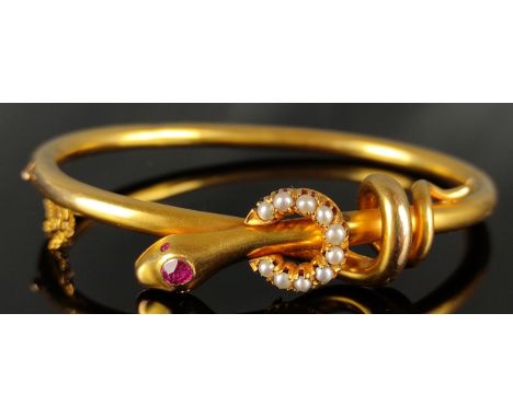 Armreif als Schlange gearbeitet, Modeschmuck, 6,5cm (oval)Bangle worked as a snake, costume jewelry, 6.5cm (oval)