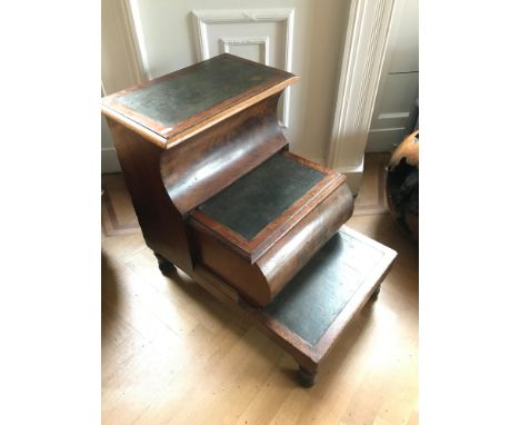 A Victorian library step. With pull out compartment and lift up lid. Measures 65cm in height