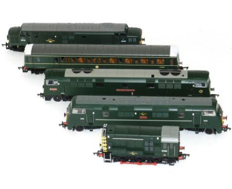Bachmann, Heljan &amp; Hornby Green Diesel Engines (5) Bachmann, Heljan &amp; Hornby Green Diesel Engines: 32-059 Class 42 Wa