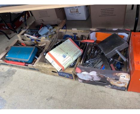 Quantity of tools