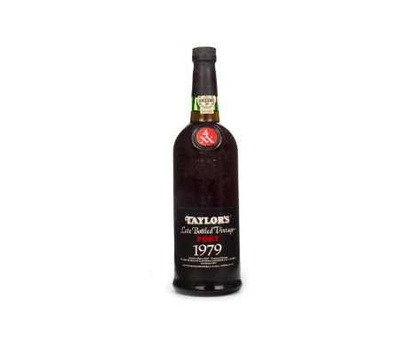 TAYLOR'S LATE BOTTLED VINTAGE 1979 Oporto, Portugal. 70cl, 20% volume.