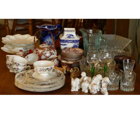 A collection of ceramics, including- Ringtons, Aynsley, Wedgewood and Hornsea, together with a box of glassware (4) 