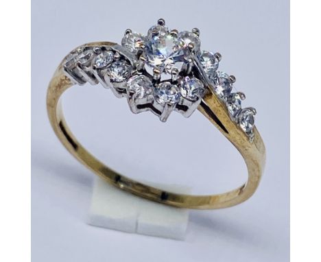 A 9ct gold dress ring, size S 1/2