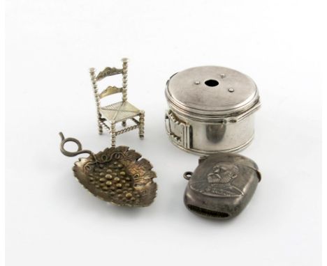 A mixed lot of silver items, comprising: a George III bougie box, maker's mark R.G, circular form, lacking cutter, plus a com