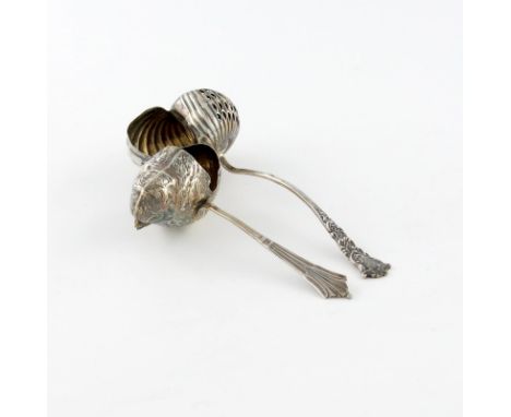 An Edwardian novelty silver chick cream ladle, by S. Mordan and Co, Chester 1906, modelled as a chick emerging from an egg, A