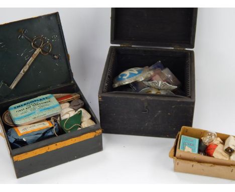 Automobilia, including motorist’s first aid kit, an Air Ministry first aid kit, a collection of RAC and AA badges, various li