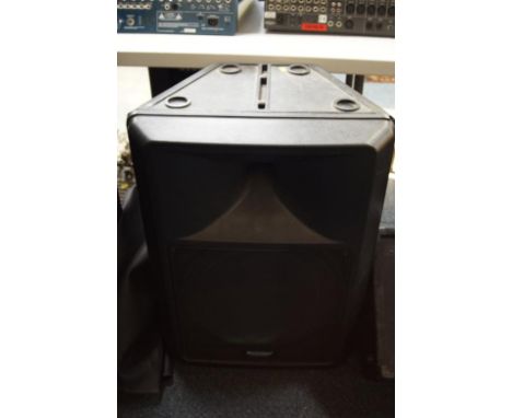 An Omnitronic KB215A Active speaker system.