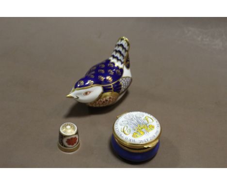 A ROYAL CROWN DERBY BIRD PAPER WEIGHT, ROYAL CROWN DERBY THIMBLE PLUS A CHARLES AND DIANA ENAMEL TRINKET BOX