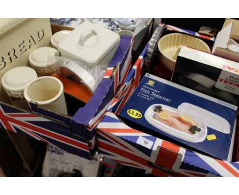 TWO TRAYS OF KITCHENALIA TO INCLUDE A MODERN ENAMEL BREAD BIN