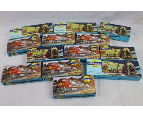 13 Boxed Athearn HO scale items of rolling stock to include Southern Pacific, Union Pacific, Pennsylvania, Volclay, etc