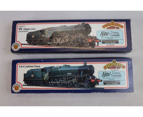 Two boxed Bachmann OO gauge locomotives to include 31554 V2 60903 Double Chimney BR Green and 31151 4-6-0 Silver Jubilee Clas