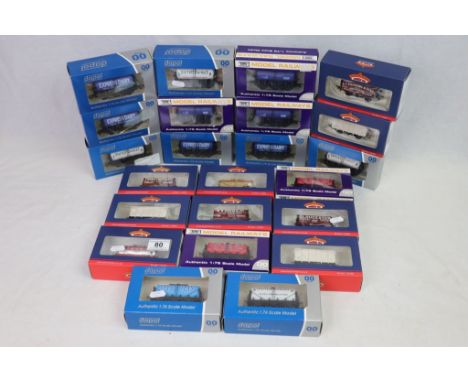 23 Boxed OO gauge items of rolling stock to include 14 x Dapol and 9 x Bachmann all vg