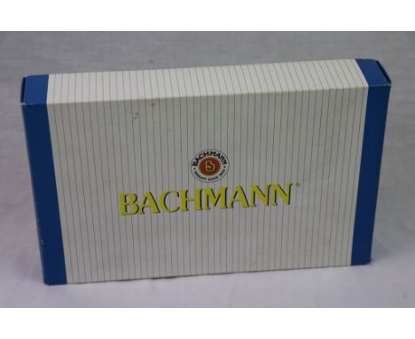 Boxed Bachmann OO/HO gauge 11322 GS4 4-8-4 Black & silver war baby steam locomotive Southern Pacific #4406
