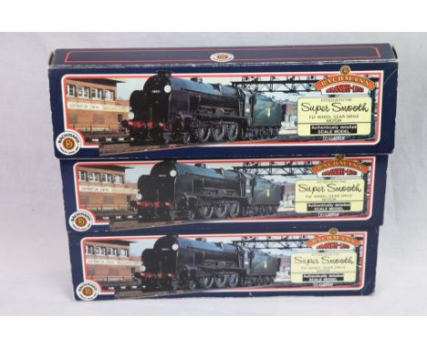 Three boxed Bachmann OO gauge locomotives to include 31401 Lord Nelson 864 Sir Martin Frobisher Malachite green, 31404 Lord N