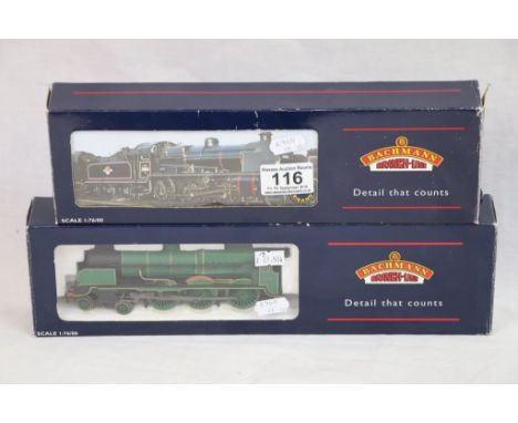 Two boxed Bachmann OO gauge locomotives to include 31407 Lord Nelson 856 Lord St Vincent Southern Green and 32153 N Class 182