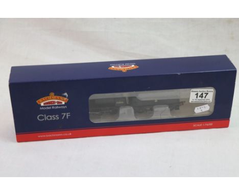 Boxed Bachmann OO gauge 31010 Class 7F 53806 BR Black early emblem 21 DCC locomotive