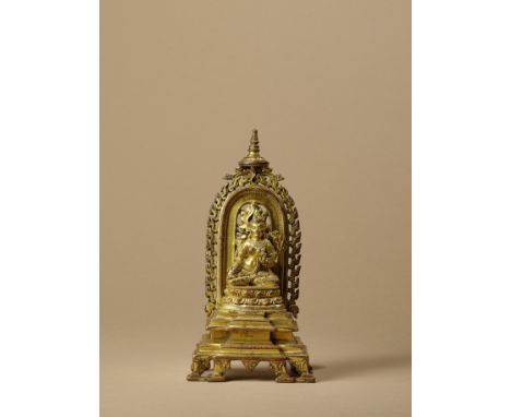 AUTEL EN ALLIAGE DE CUIVRE DORÉ DÉDIÉ À TARA VERTENORD-EST DE L'INDE, KURHIKAR, ÉPOQUE PALA, XIE SIÈCLEHimalayan Art Resource