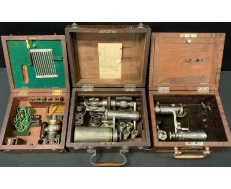 The Ashcroft Mfg Bridgeport USA Engine Indicator, cased;  a Crosby Steam Gauge, cased;  etc (3) 