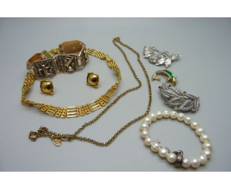 A collection of costume jewellery, Monet, Decini, Napier, Sphinx, Atwood and Sawer, Globus, Thomas Sabo, etc.