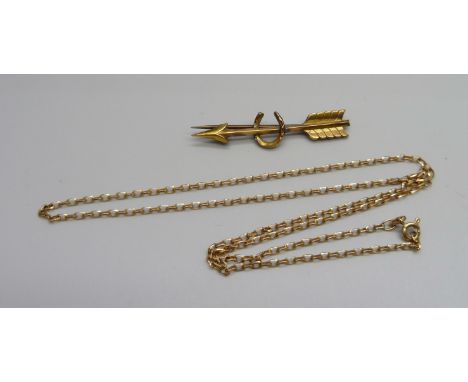 A 9ct gold chain, 3.5g, and a 15ct gold bar brooch with horseshoe and arrow design, 2.9g, a/f