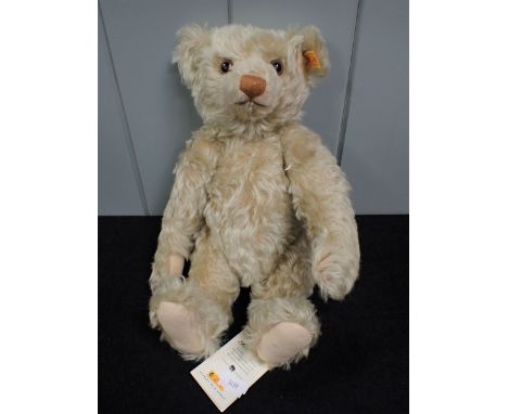 A STEIFF TEDDY BEAR approx 32cm height
