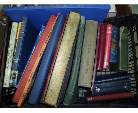 Box containing a quantity of various military related books including Victorian interest. Small selection of publications by 