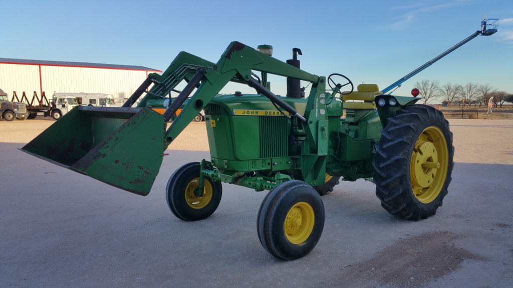 1969 JOHN DEERE 3020 WITH FRONT END LOADER S/N 124316R