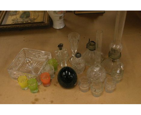 A box of glass ware including two oil lamp