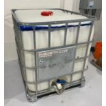 1000L PLASTIC TOTE WITH ALUMINUM CAGE *TOTE TOP CUT OFF*