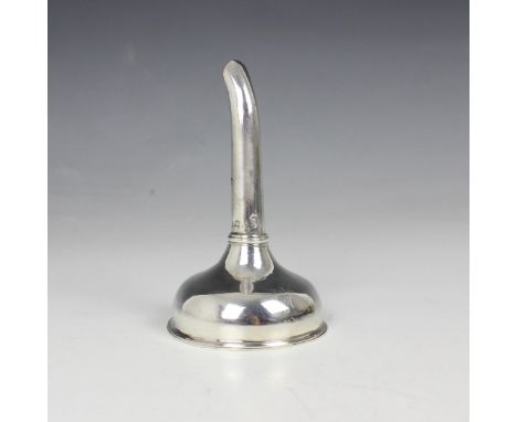 A George III silver wine funnel, James Hewitt, Edinburgh 1785, of plain polished form with crest to rim, 11.5cm long, 1.9ozt