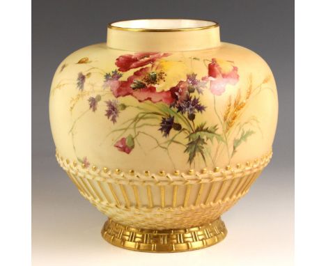 A Royal Worcester blush ivory pot pourri vase, model number 1286, Rd No 101230, of compressed ovoid form, the body printed an