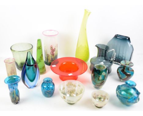 Collection of four Mdina vases, all signed to bases, tallest 15.5cm, together with a collection of Art Glass, to include larg