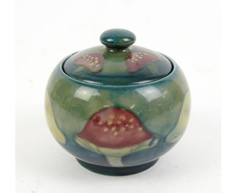William Moorcroft Claremont preserve pot and cover, H8cmCondition Report:  Chips to rim. Crazing and minor surface scratches 