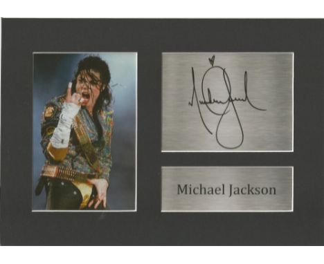 Michael Jackson, 11x8 matted PRINTED signature piece. This beautifully presented piece features a colour photograph of Jackso