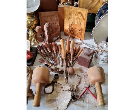 Woodworking tools including mallets, chisels, wood turning tools, scribes,&nbsp;Stanley No 92 Rabbit carriage makers Plane et